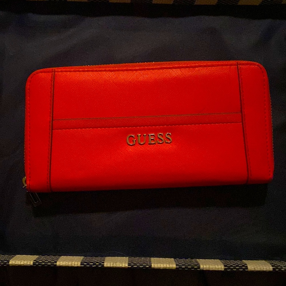 Orange guess wallet
